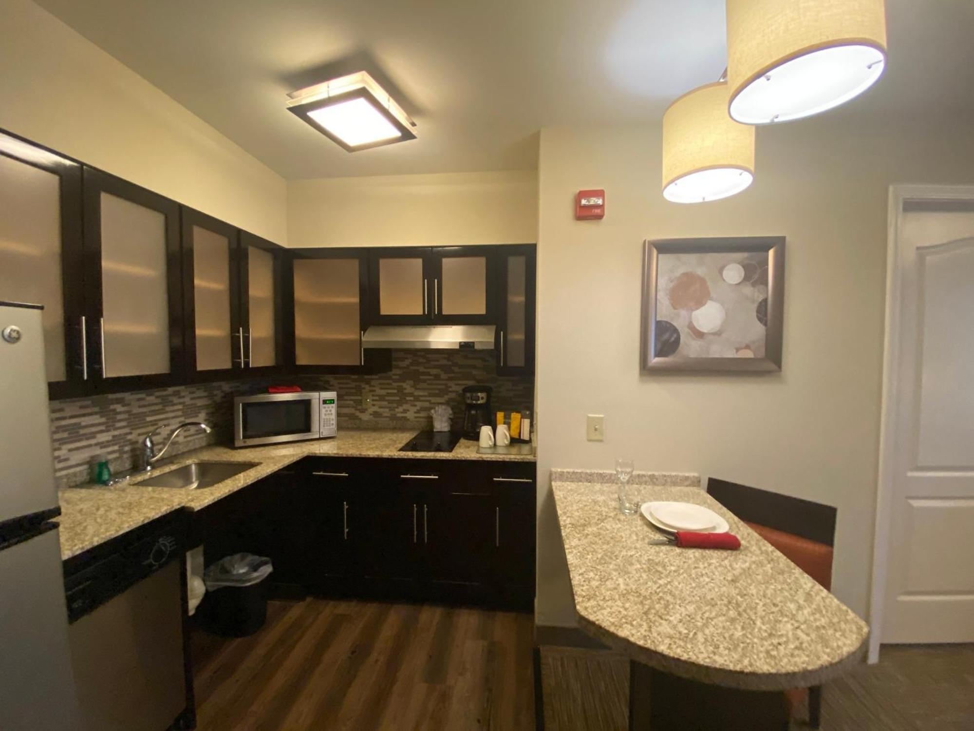 Staybridge Suites Syracuse Liverpool By Ihg Esterno foto