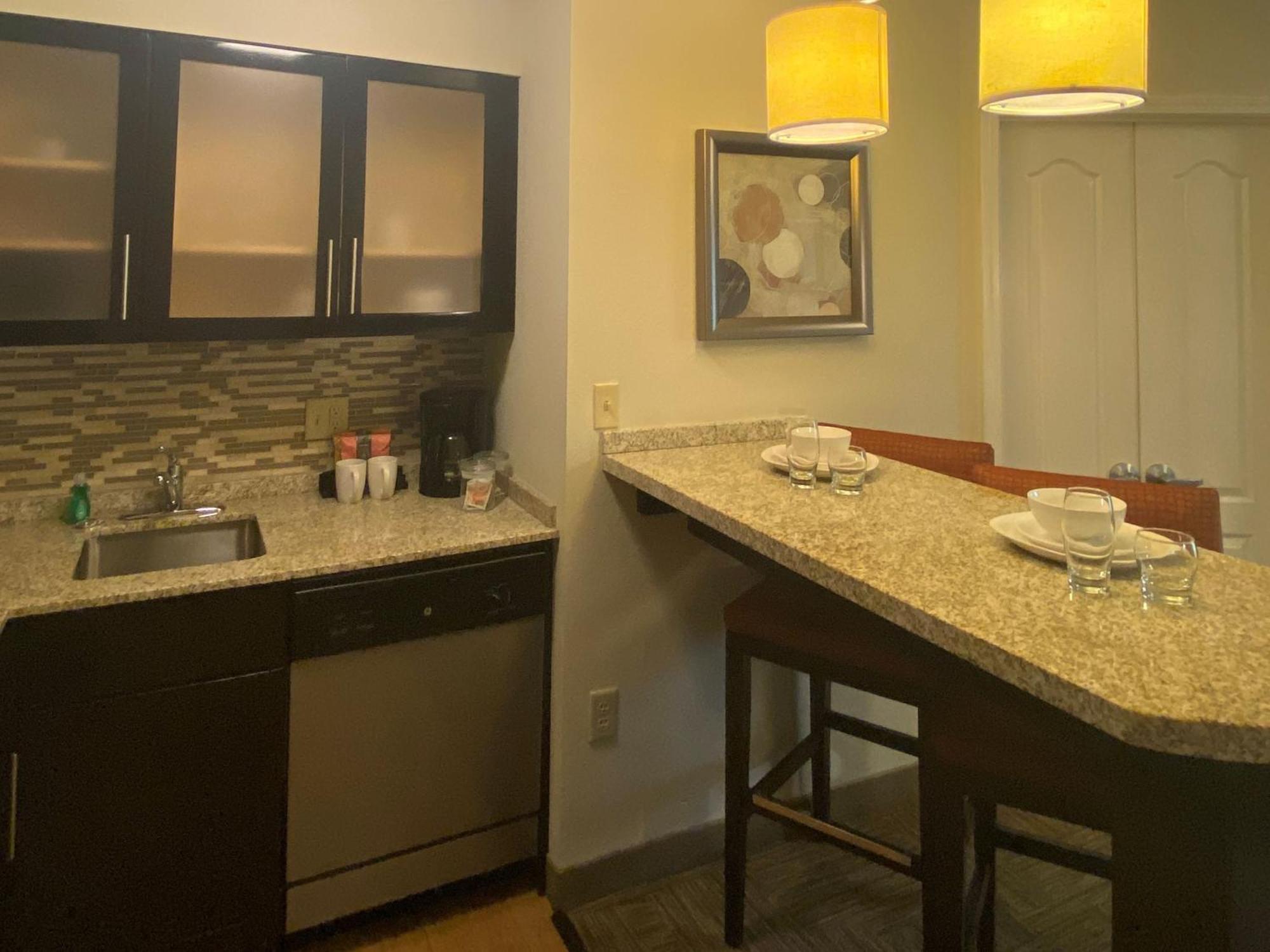 Staybridge Suites Syracuse Liverpool By Ihg Esterno foto