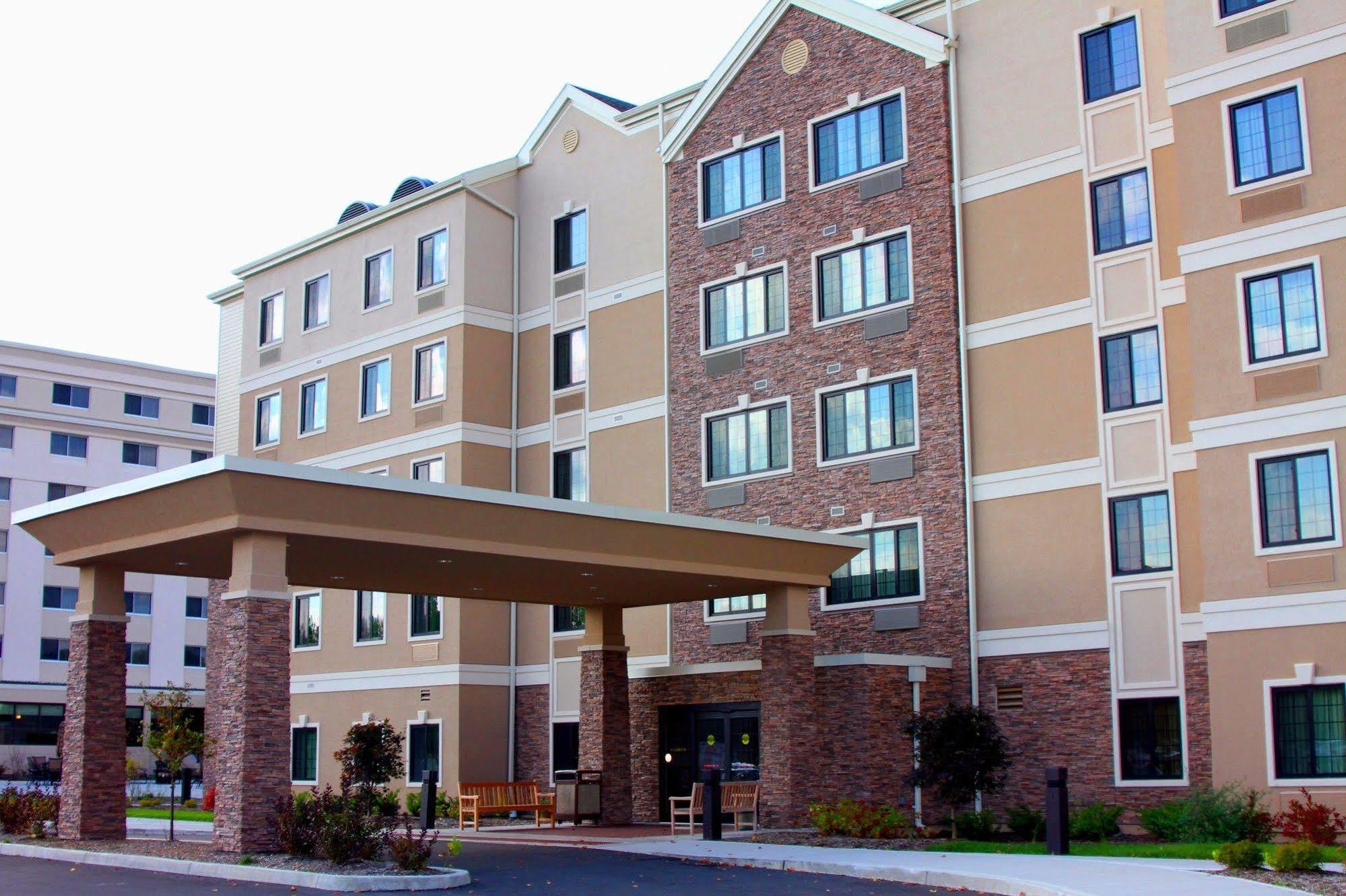Staybridge Suites Syracuse Liverpool By Ihg Esterno foto